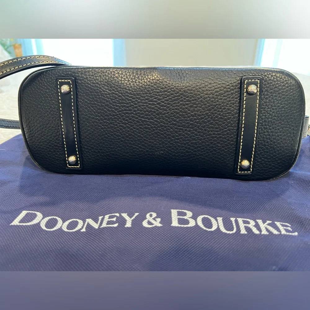 Dooney & Bourke Signature Zip Zip Satchel - Picture 3 of 9